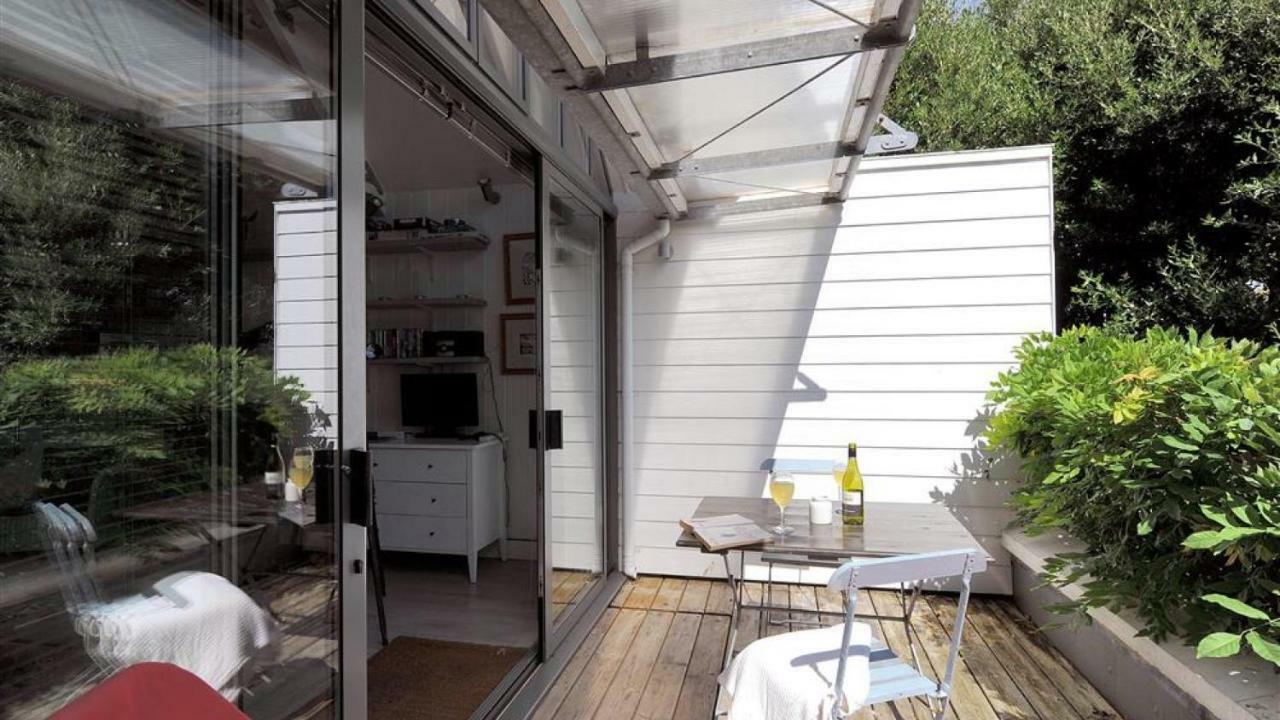 Little West Hill Studio Λάιμ Ρέγκις Εξωτερικό φωτογραφία